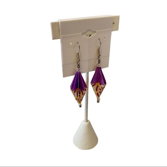 Lavender & Creme Colored Handcrafted Origami Earrings. - Picture 5 of 6
